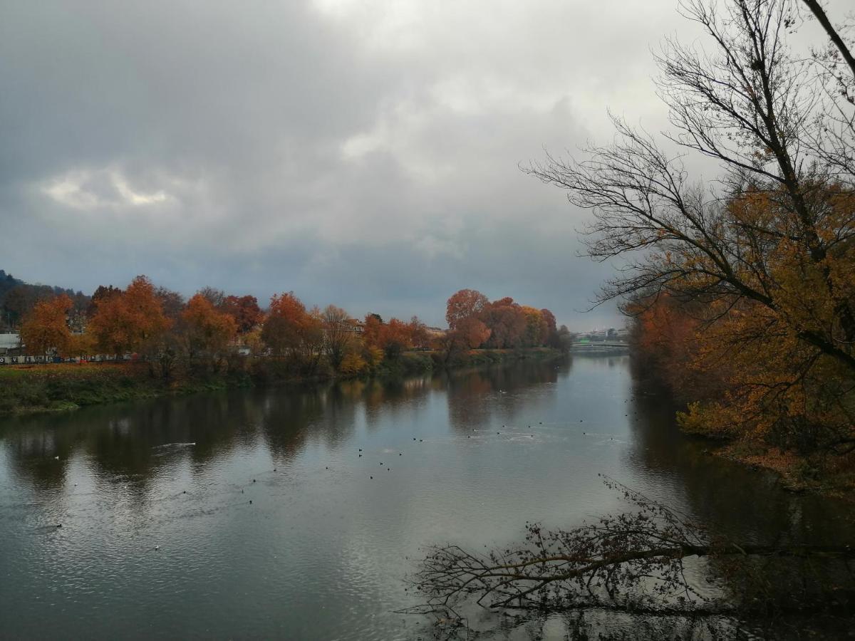 Appartamento Lungo Fiume トリノ エクステリア 写真