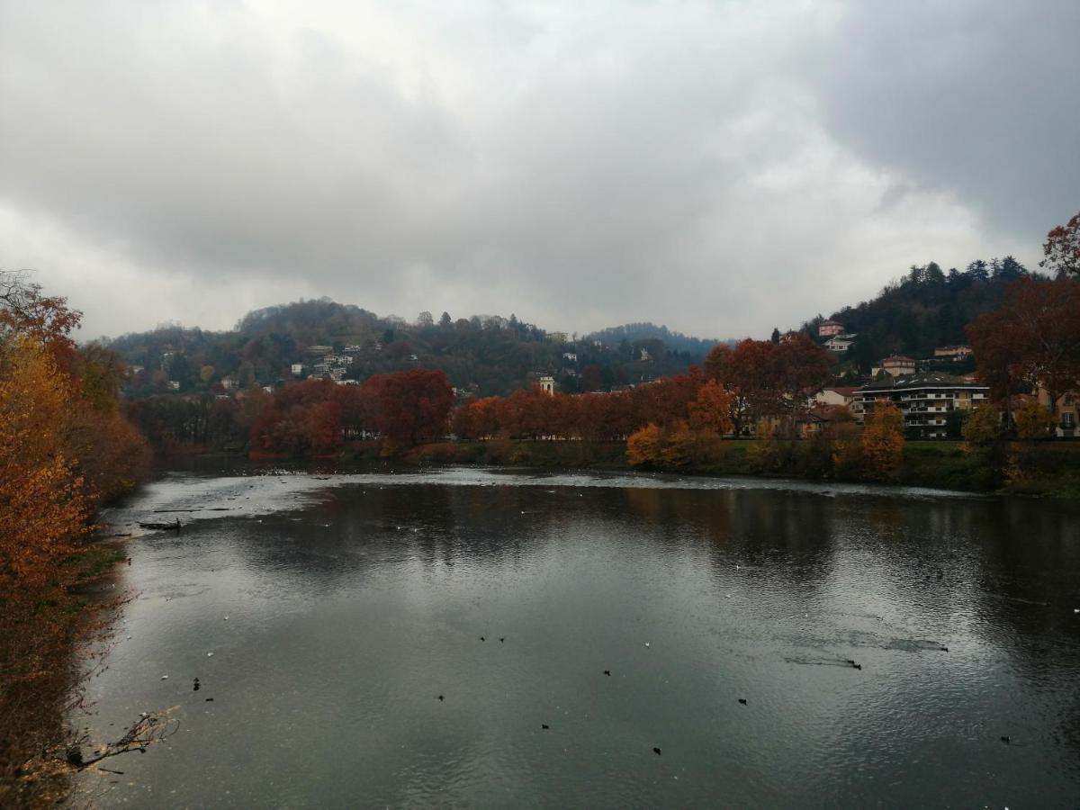 Appartamento Lungo Fiume トリノ エクステリア 写真